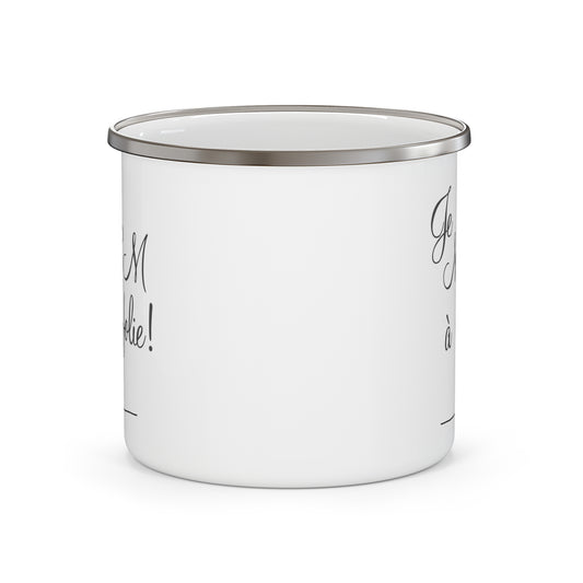 Je MEM à la Folie par Marie-Ève Mongrain, Charming Enamel Camping Mug for Adventurers, Great for Camping, Holidays, and [...]