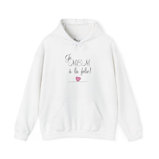 Je M'AM à la Folie! Unisex Heavy Blend™ Hoodie, Cozy Sweatshirt for Casual Outings, Perfect Gift for Moms, Celebration Apparel